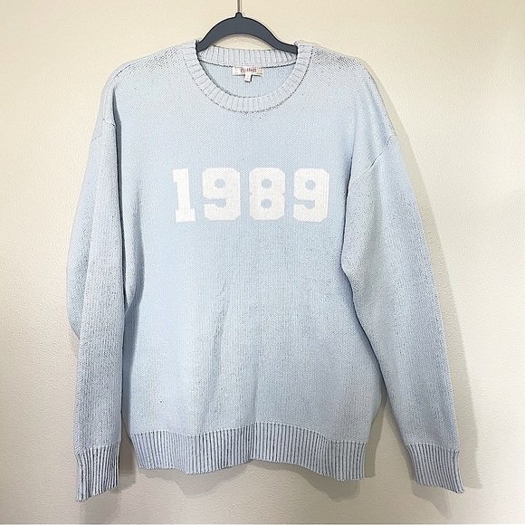 Stella Tweed Sweaters - Taylor Swift 1989 Stella Tweed Sweater Baby Blue Womens Medium Crewneck Oversize